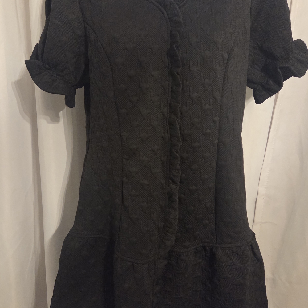 Elegant‎ Chic Wenrine Black Textured Short Sleeve Dress Mini Dress- Size Small - Picture 10 of 10